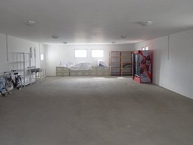 Închiriere spaţiu industrial