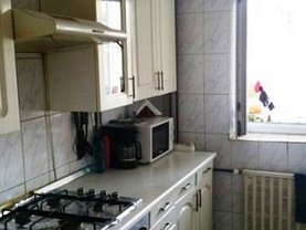 Apartament de vânzare 3 camere, în Bucuresti, zona Rahova