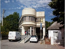 Vânzare spaţiu comercial