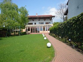 Casa de vânzare 12 camere, în Bucureşti, zona Herăstrău