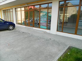 Vânzare spaţiu comercial
