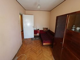 Apartament de vânzare 3 camere, în Timişoara, zona Bălcescu