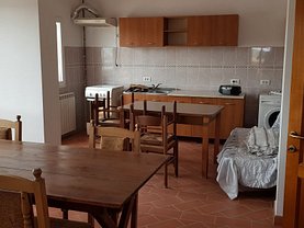 Apartament de vânzare 3 camere în Iasi, Cug