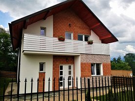 Casa de vânzare 4 camere, în Horpaz