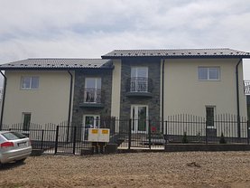 Casa de vânzare 4 camere, în Iasi, zona Miroslava