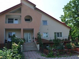 Casa de vânzare 6 camere, în Iasi, zona Bucium