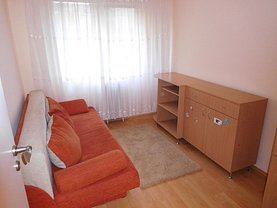 Apartament de închiriat 3 camere, în Cluj-Napoca, zona Manastur