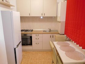 Apartament de închiriat 2 camere, în Cluj-Napoca, zona Central
