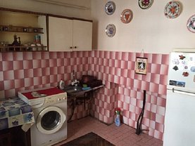 Apartament de vânzare 3 camere, în Cluj-Napoca, zona Grigorescu