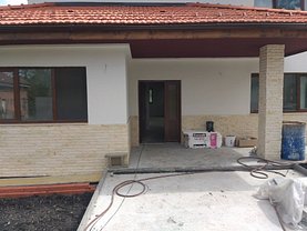 Casa de vânzare 6 camere, în Chinteni