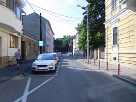 Vânzare birou
