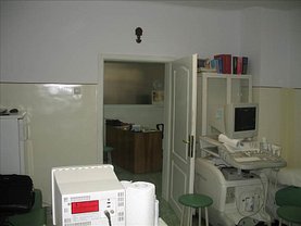 Vânzare spaţiu comercial