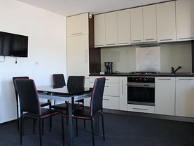 Casa de închiriat 5 camere, în Timişoara, zona Girocului