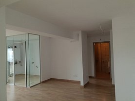 Apartament de vânzare 3 camere în Bucuresti, P-ta Victoriei