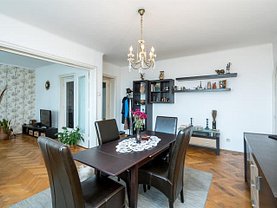 Apartament de vânzare 3 camere, în Bucuresti, zona Universitate
