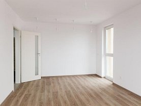 Apartament de vânzare 2 camere în Brasov, Tractorul