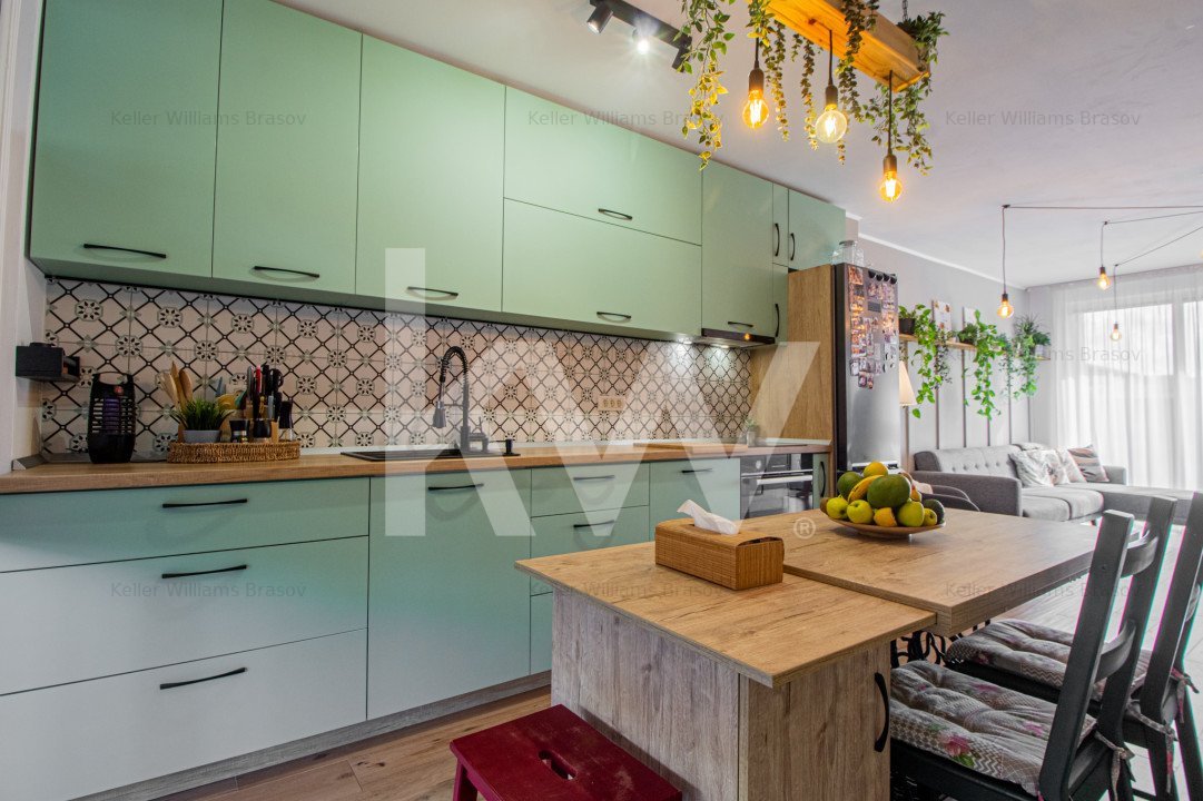 Casa insiruita, 3 camere, 2 bai, curte  - Comision 0%, Sanpetru