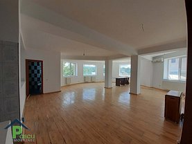 Casa de vânzare 16 camere, în Pantelimon, zona Central