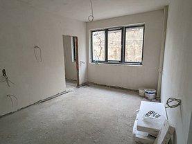 Casa de vânzare 6 camere, în Bucureşti, zona Eroii Revoluţiei