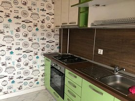 Apartament de închiriat 3 camere, în Iasi, zona Tatarasi