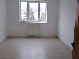Garsonieră de vânzare în Piatra-Neamt, Central