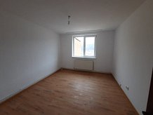 Apartament de vânzare 3 camere în Piatra-Neamt, Maratei