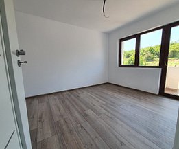 Casa de închiriat 4 camere, în Iaşi, zona Valea Adâncă
