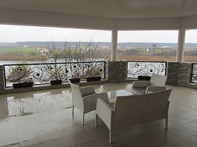 Casa de vânzare 10 camere, în Snagov