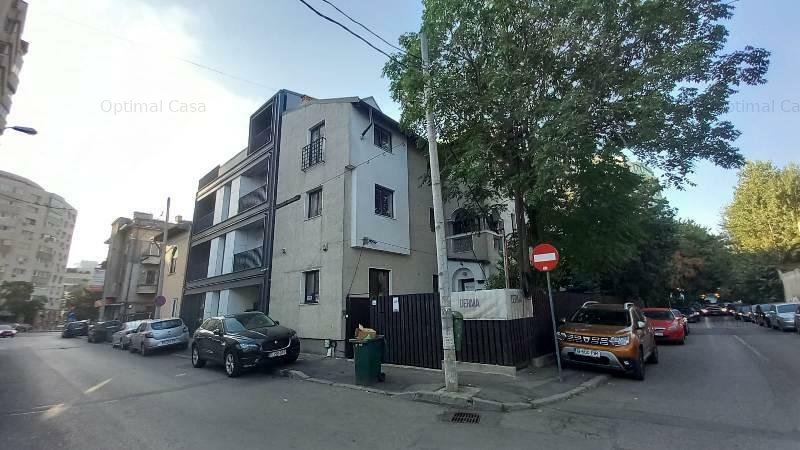 Titulescu,duplex in vila,etajul 1 si 2,curte proprie ,mobilat si utilat