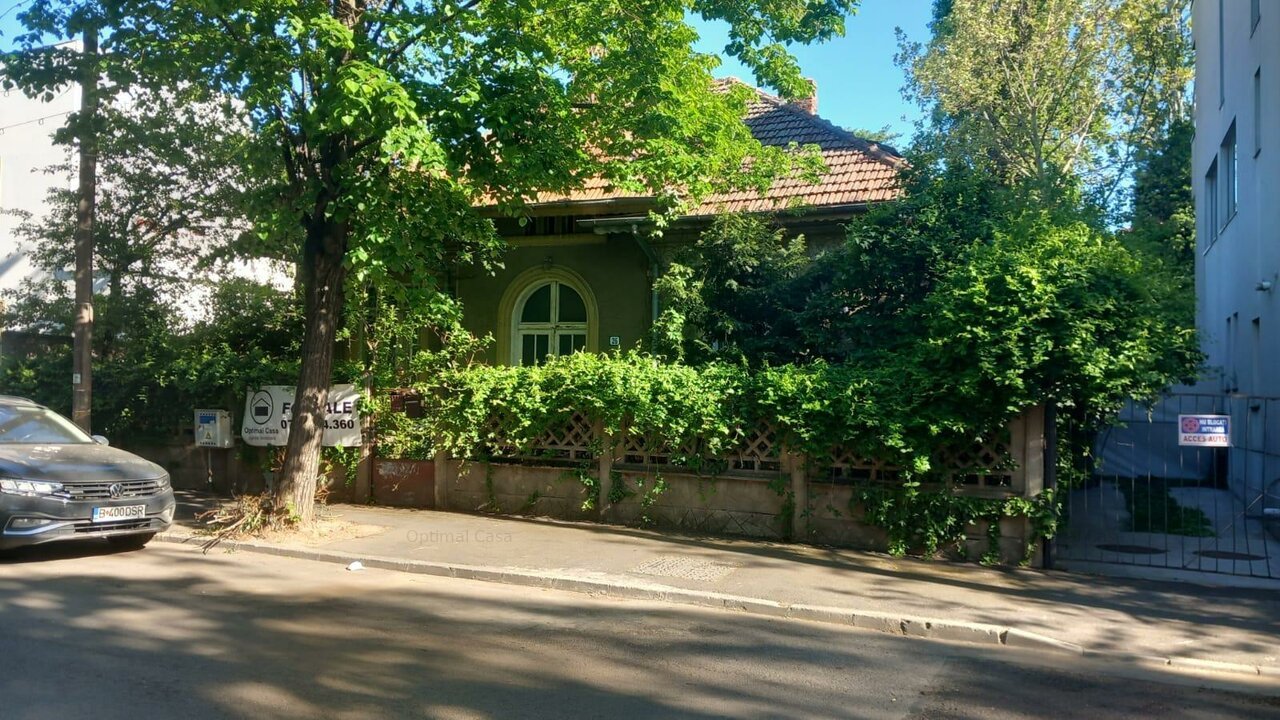 Domenii-Casin(Aviator Petre Cretu),Casa cu teren 335 mp ,deschidere 15 m.