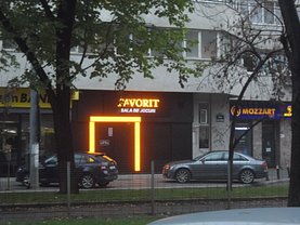 Vânzare spaţiu comercial