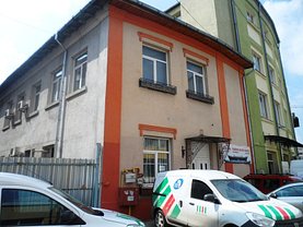 Închiriere spaţiu industrial
