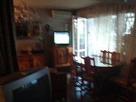 Apartament de vânzare 5 camere, în Bucuresti, zona Vatra Luminoasa