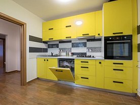 Apartament de vânzare 3 camere, în Bucuresti, zona Decebal