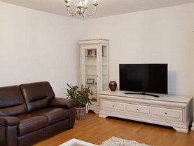 Apartament de vânzare 2 camere, în Bucuresti, zona Decebal