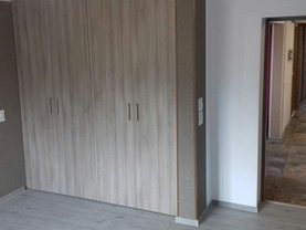 Apartament de vânzare 4 camere, în Bucuresti, zona Vitan