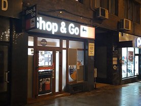Vânzare spaţiu comercial