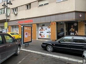 Vânzare spaţiu comercial