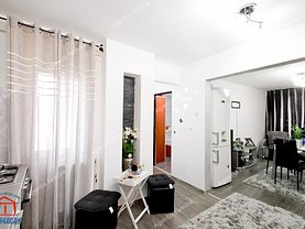 Apartament de vânzare 3 camere în Galati, Micro 17