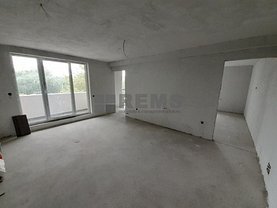 Apartament de vânzare 3 camere, în Cluj-Napoca, zona Mărăşti