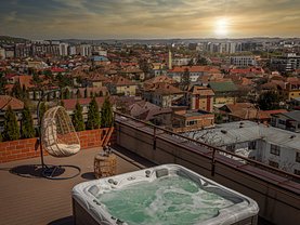 Apartament de vanzare 3 camere, în Cluj-Napoca, zona Dambul Rotund
