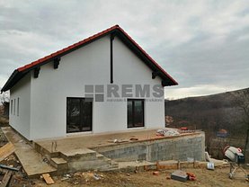 Casa de vânzare 3 camere, în Corpadea