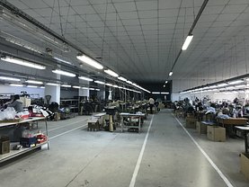 Vânzare spaţiu industrial