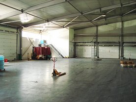 Închiriere spaţiu industrial