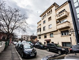 Apartament de vânzare 4 camere, în Bucureşti, zona Moşilor