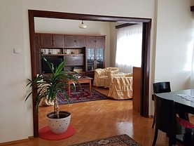 Apartament de vânzare 4 camere, în Bucureşti, zona Victoriei