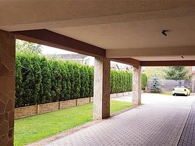 Apartament de vânzare 3 camere, în Brasov, zona Tractorul
