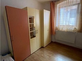 Apartament de vânzare 3 camere, în Braşov, zona Centrul Istoric