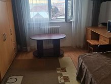 Garsonieră de vânzare în Brasov, Tractorul