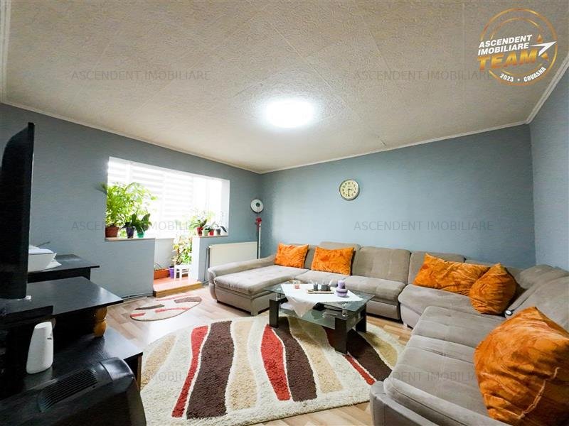 LIVE! Camin decomandat,4 camere,2 bai, conditii apreciabile,Ciucului,Sfantu Gheo